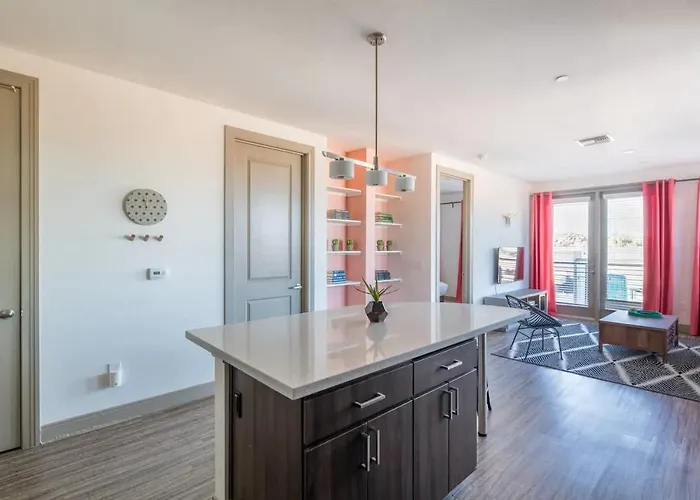 Apartment Modern Town Waterfront Cozysuites In Paradise